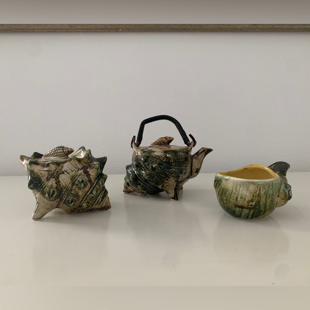 Vintage shell 3 piece tea set